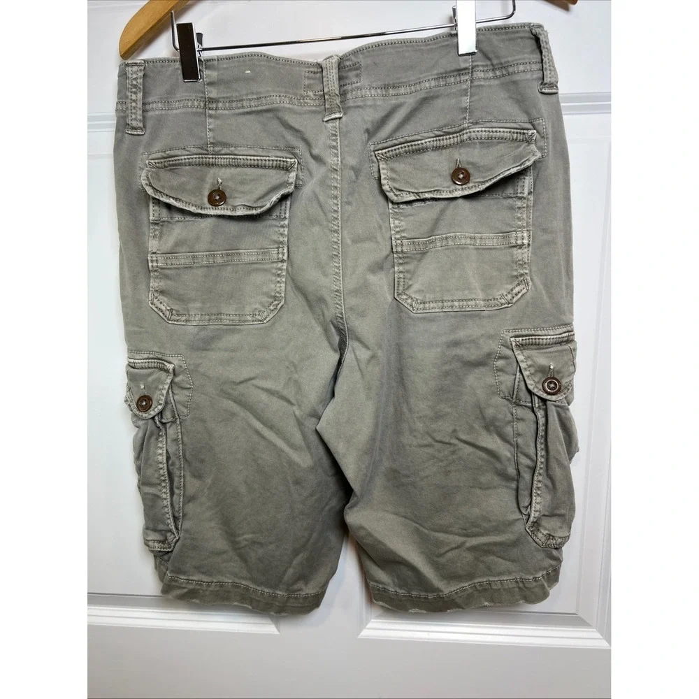 American Eagle Extreme Flex Cargo Shorts 32 Stone Gray Longboard Skater Y2K Fit